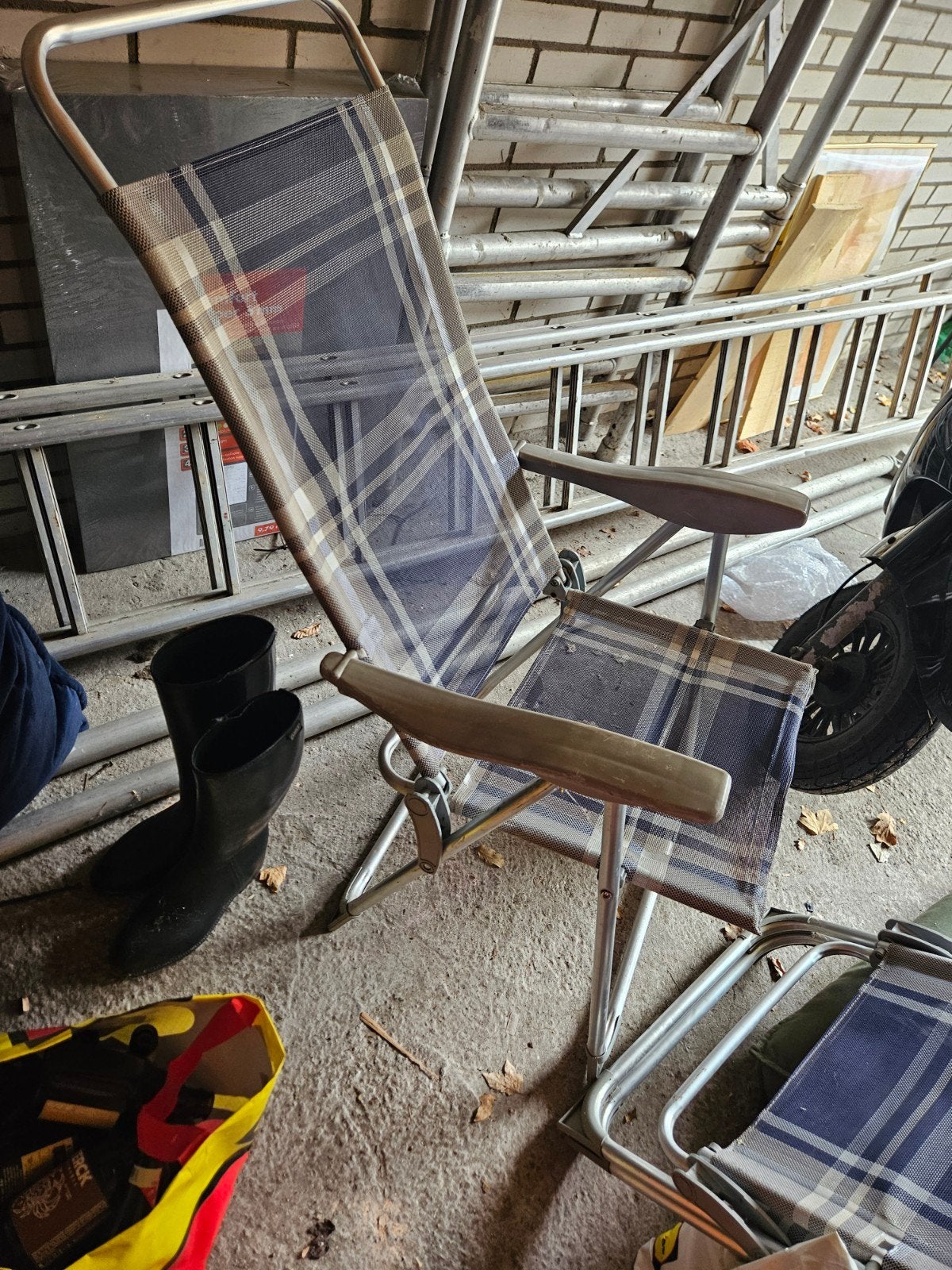 Klapstoelen, Ophalen, Kunststof