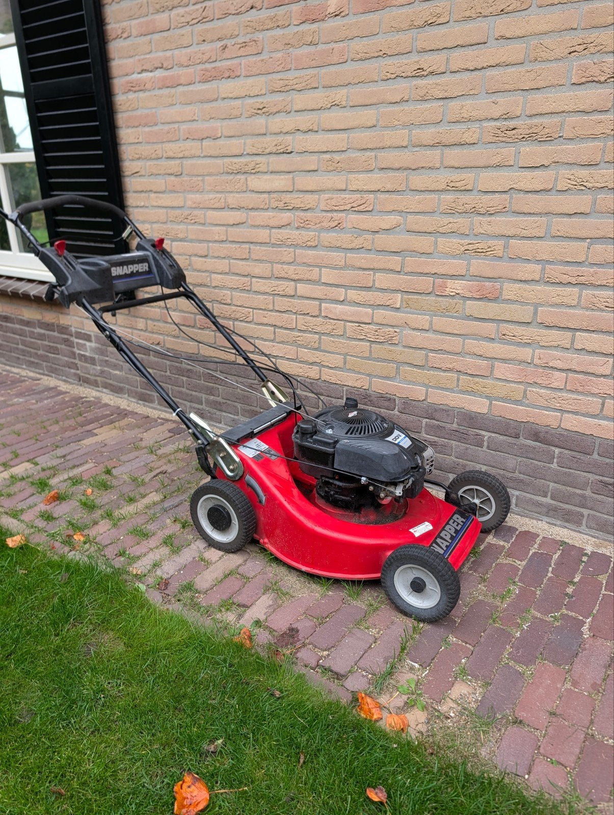 Snapper Benzine Grasmaaier - ELP21675BDV, Ophalen, Cirkelmaaier, Gebruikt, Benzine-grasmaaier