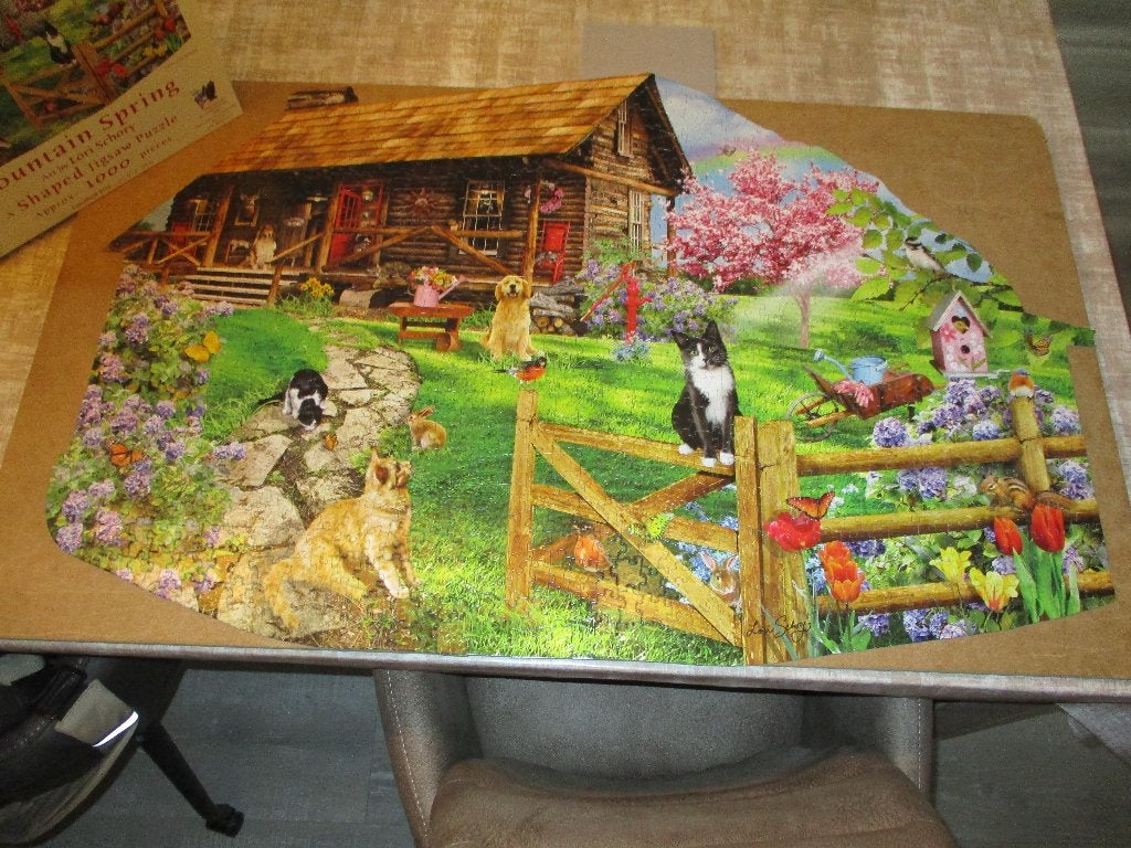 A Special Shaped Puzzle en een A Shaped Puzzle, Ophalen of Verzenden, 500 t/m 1500 stukjes, Zo goed als nieuw, Legpuzzel