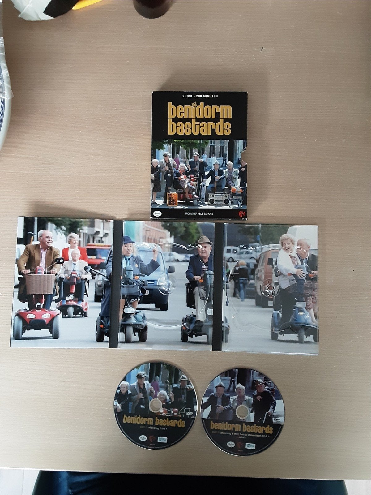 Serie Benidorm Bastards 2dvd 280 minuten, Vanaf 12 jaar, Ophalen of Verzenden, Komedie