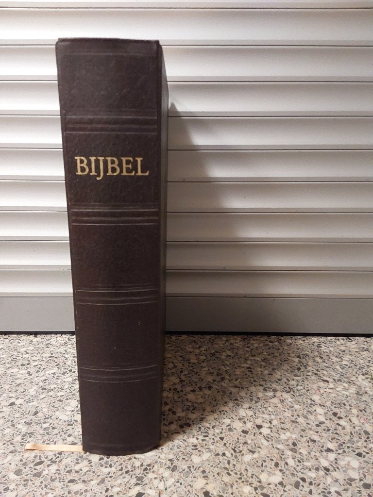 Bijbel met kanttekeningen- groot formaat GBS, Ophalen of Verzenden, Zo goed als nieuw, Christendom | Protestants