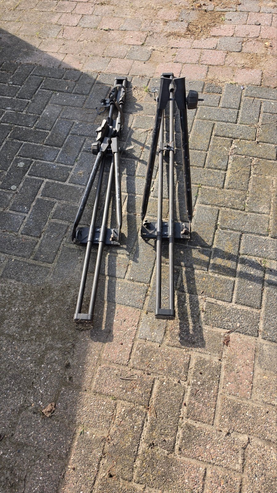 Twee thule, inklapbare fiets dakdragers, Auto diversen, Ophalen of Verzenden, Gebruikt