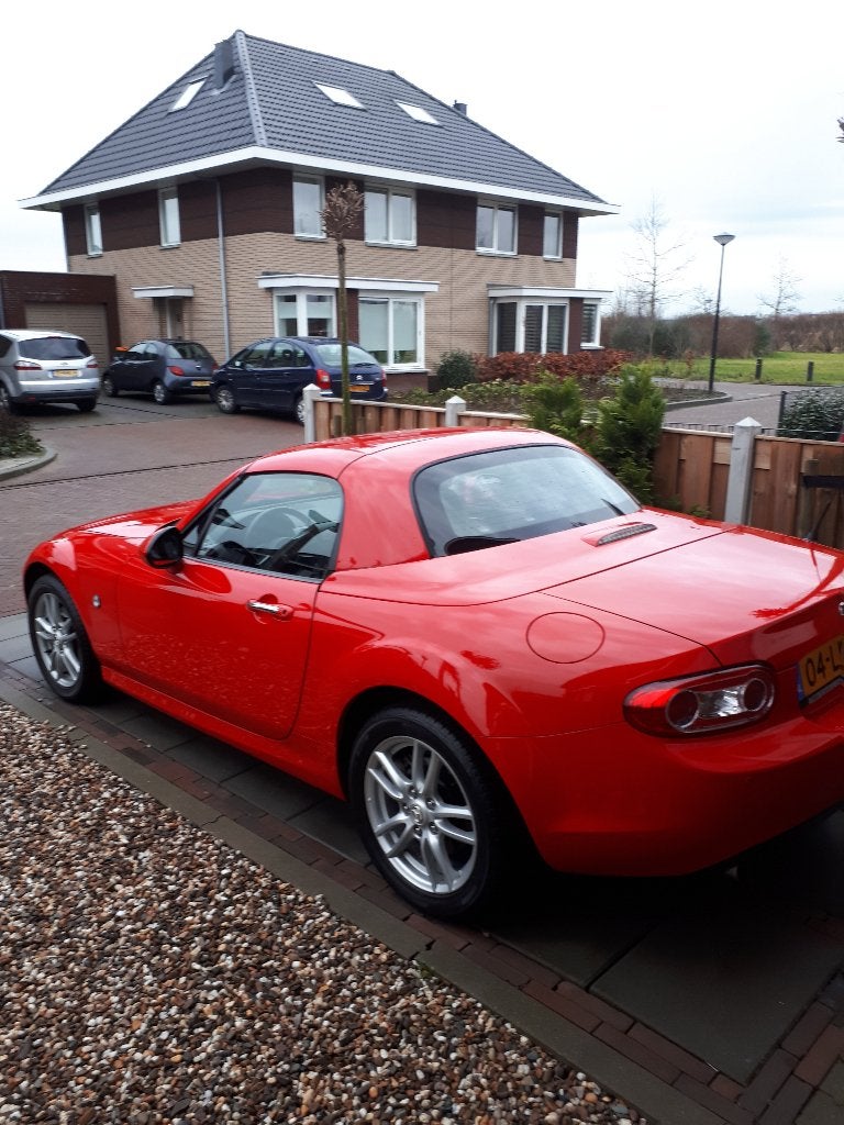 Mazda MX-5 1.8 Touring 2010 Rood, Auto's, Achterwielaandrijving, Zwart, 4 cilinders, Cabriolet