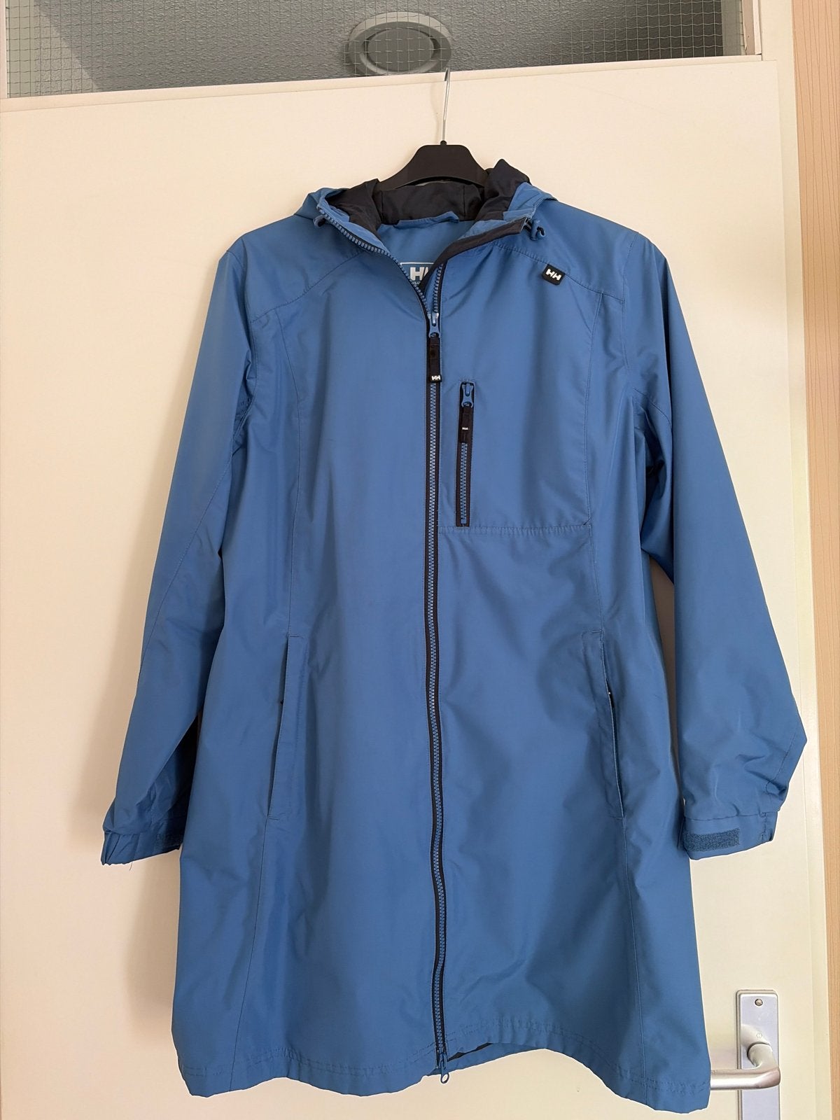 Helly Hansen (regen)jas licht blauw - Maat XL als nieuw, Ophalen of Verzenden, Zo goed als nieuw, Maat 46/48 (XL) of groter, Blauw