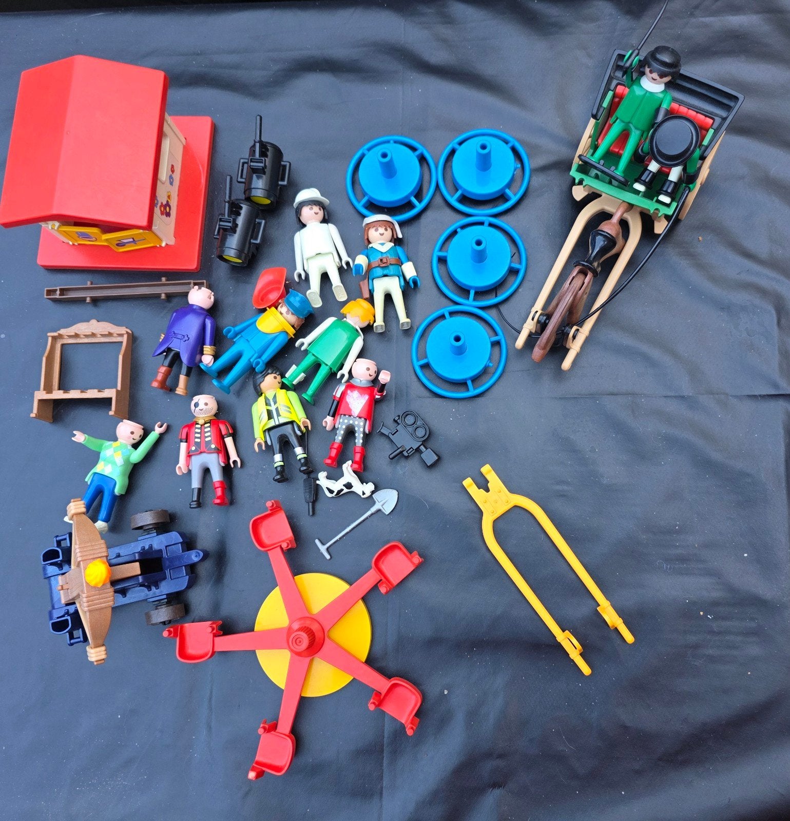 Grote verzameling Playmobil figuren en accessoires, Ophalen of Verzenden, Gebruikt, Jongen of Meisje
