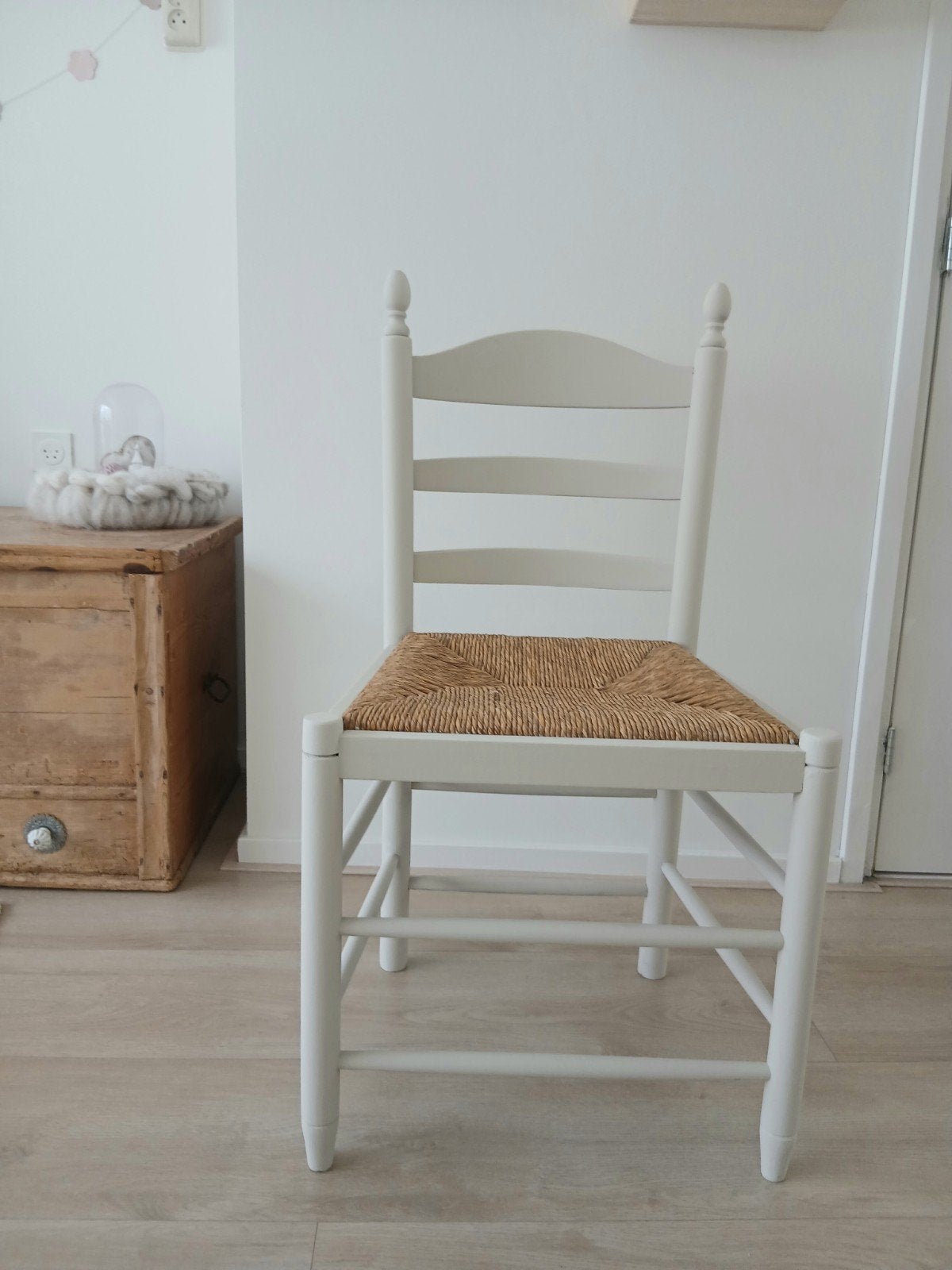 Landelijke knopstoel met rieten zitting, Ophalen, Gebruikt, Overige kleuren, Landelijk