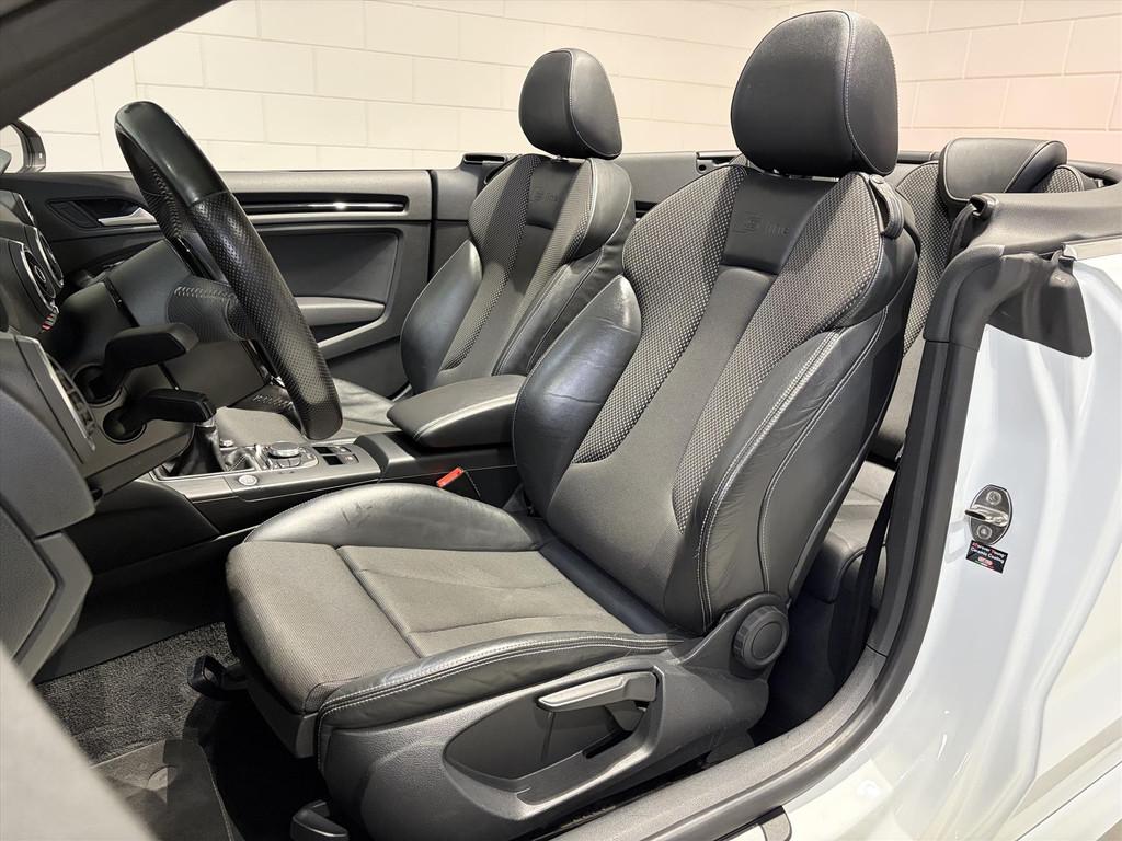 Audi A3 Cabriolet 1.4 TFSI 140pk CoD S-Line, 19 Inch, ACC, L, Keurmerk '100% Onderhouden', Gebruikt, Cabriolet, 4 stoelen