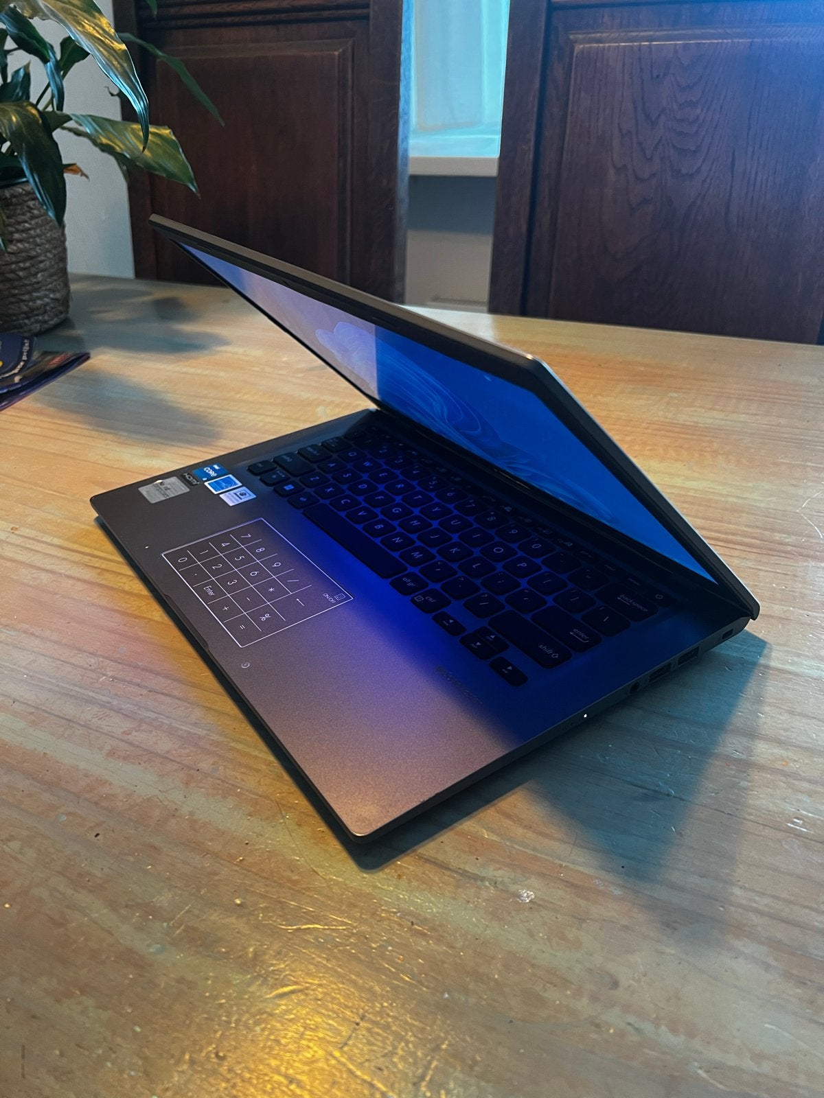 ASUS Laptop Intel i3, 24GB RAM, 256GB opslag met lader, Ophalen, Gebruikt, 2 tot 3 Ghz, Qwerty