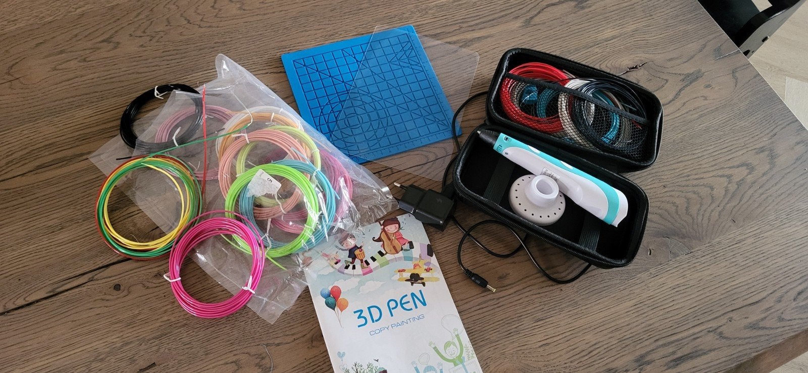 3d pen met filament en opbergetui, Ophalen of Verzenden, Zo goed als nieuw