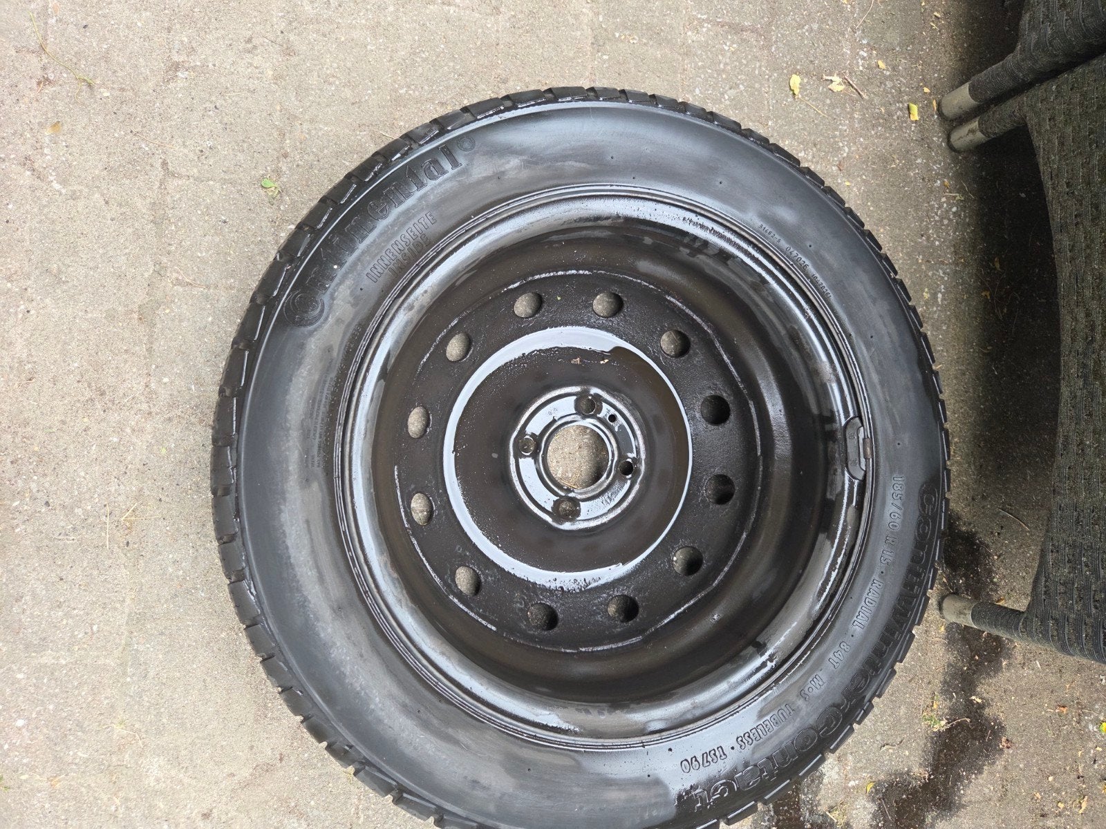 winterbanden  4x continental 185/60 R 15, ET50, Ophalen, Gebruikt