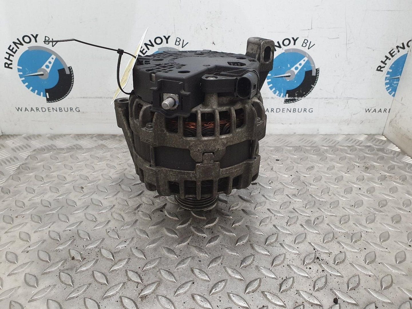 VOLVO V60 2.0 D4 Summum  DYNAMO 2011, Ophalen of Verzenden, Gebruikt, ARN erkend