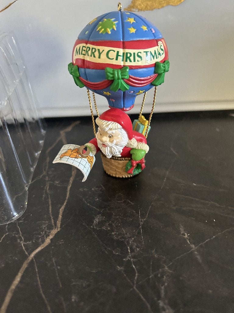 Kerstman in luchtballon christmas traditions, Ophalen of Verzenden
