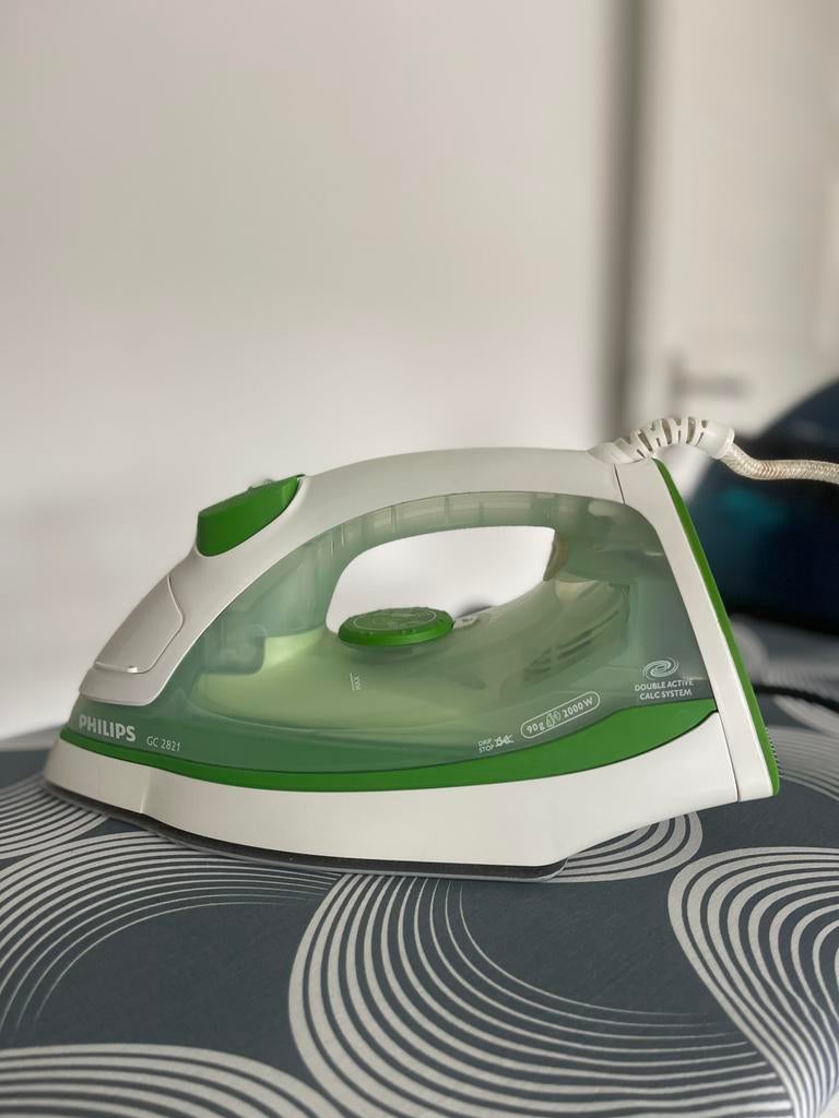 Philips GC 2821 strijkijzer - Steamglide, Witgoed en Apparatuur, Strijkijzers en Strijkplanken, Ophalen, Zo goed als nieuw