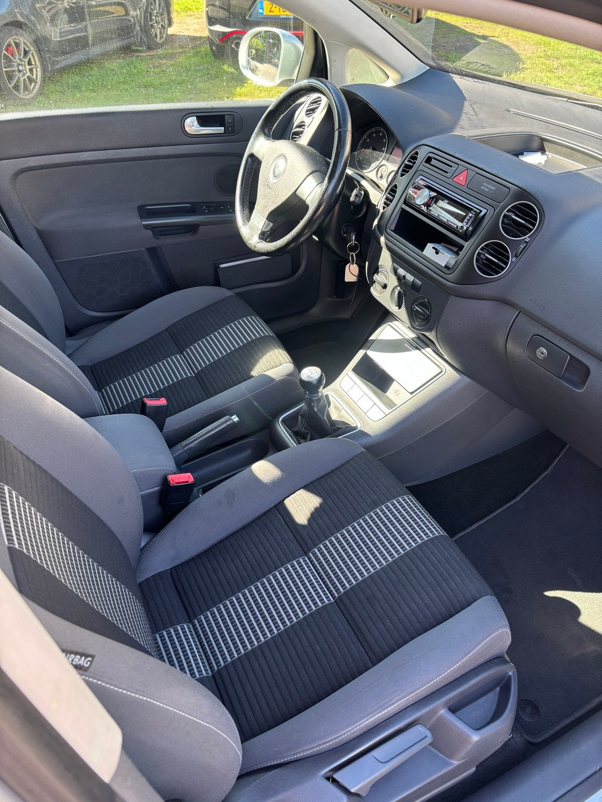 Foto 8 van Volkswagen Golf Plus 1.4 TSI 90KW 2008 Grijs