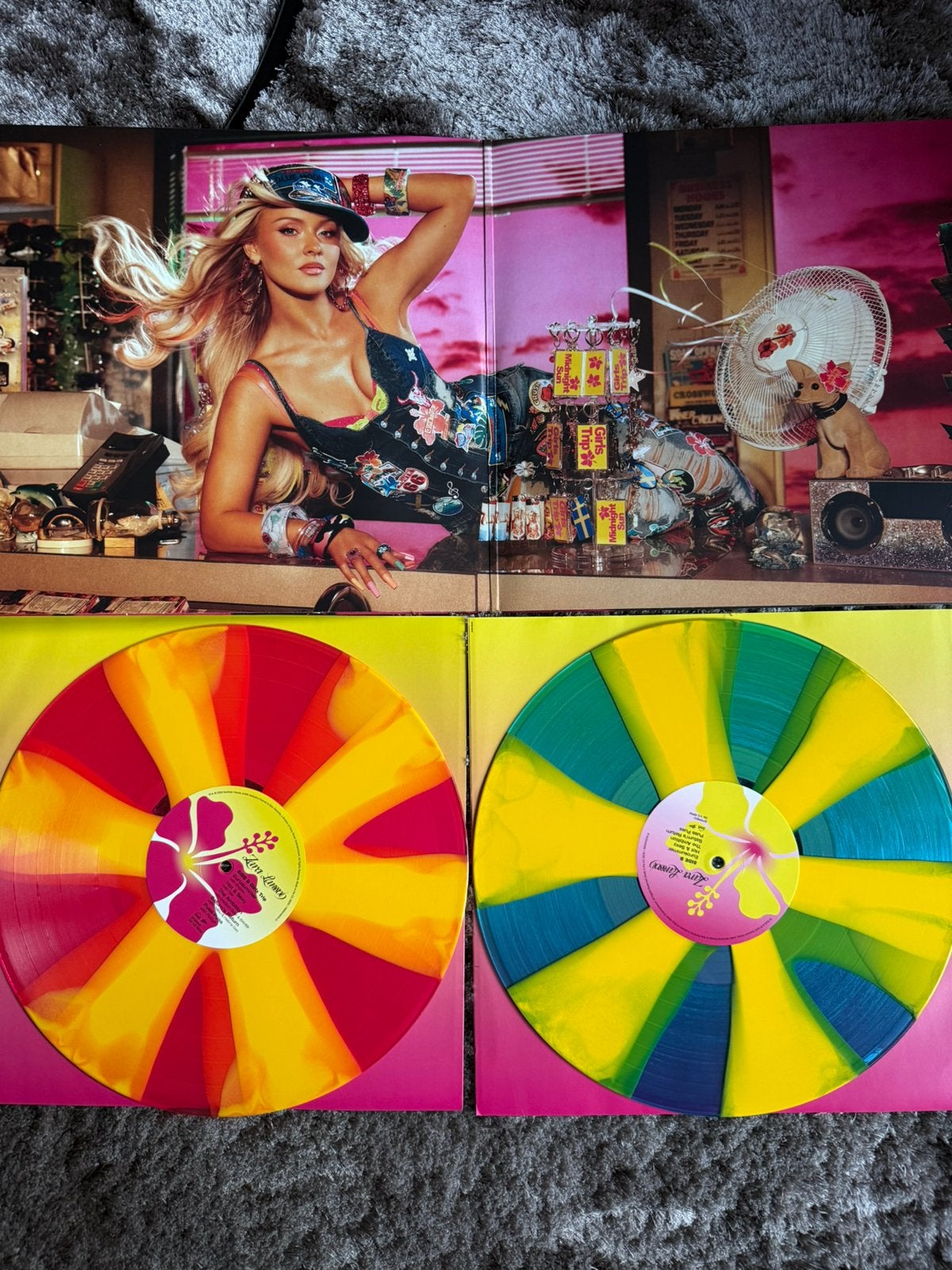 Zara Larsson – Midnight Sun: Girls Trip | Blood Records 2LP, Inclusief poster, Pop, Ophalen of Verzenden, Zo goed als nieuw