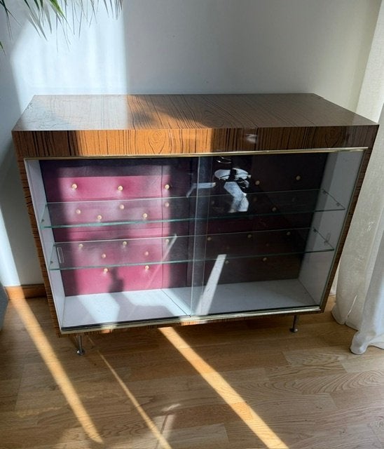 Vintage bar vitrine-kast, Ophalen
