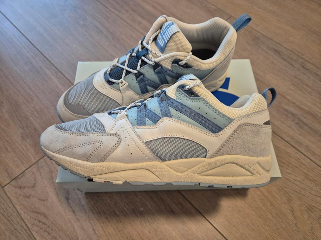 Karhu Fusion 2.0 Blue Pearl maat 42.5, Kleding | Heren, Schoenen, Ophalen of Verzenden, Zo goed als nieuw, Blauw