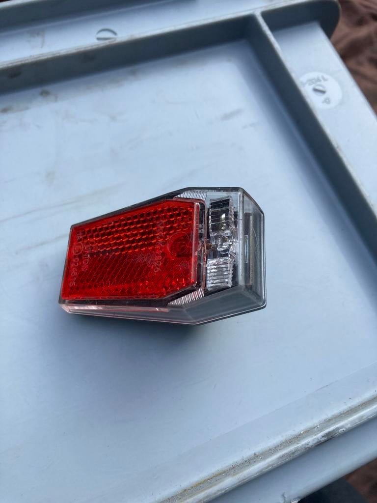 Achterlicht fiets met reflector Cortina Dynamo, Fietsen en Brommers, Fietsaccessoires | Fietsverlichting, Ophalen, Gebruikt, Batterij
