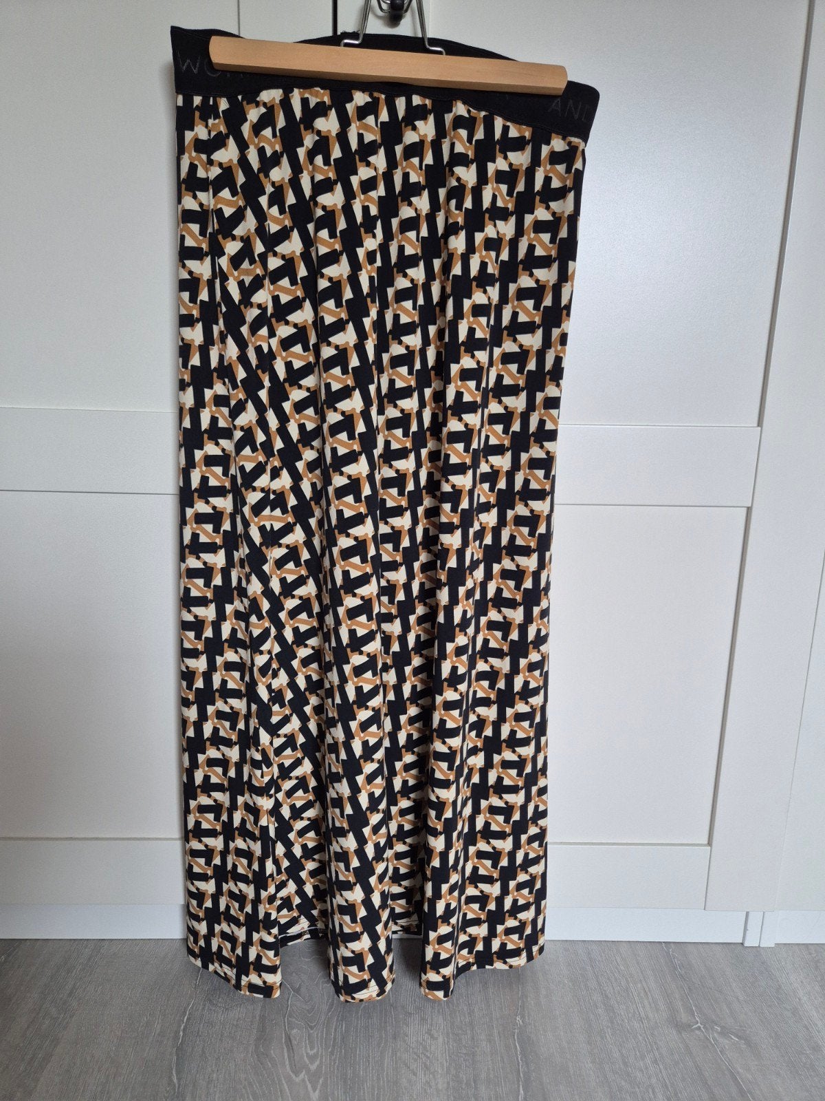 Lange rok &Co Woman travelstof mt L, Kleding | Dames, Maat 38/40 (M), Zwart, &Co Woman, Ophalen of Verzenden