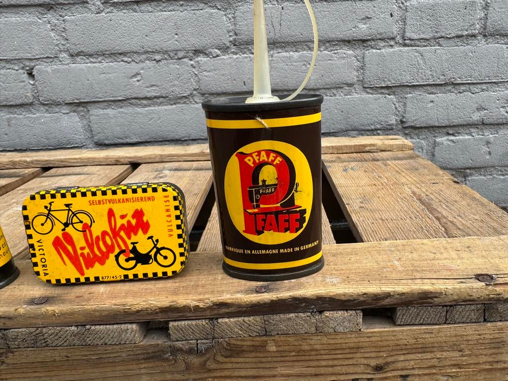 Vintage blikken: Sidol olie, Pfaff olie & Nikofix reparaties, Ophalen of Verzenden