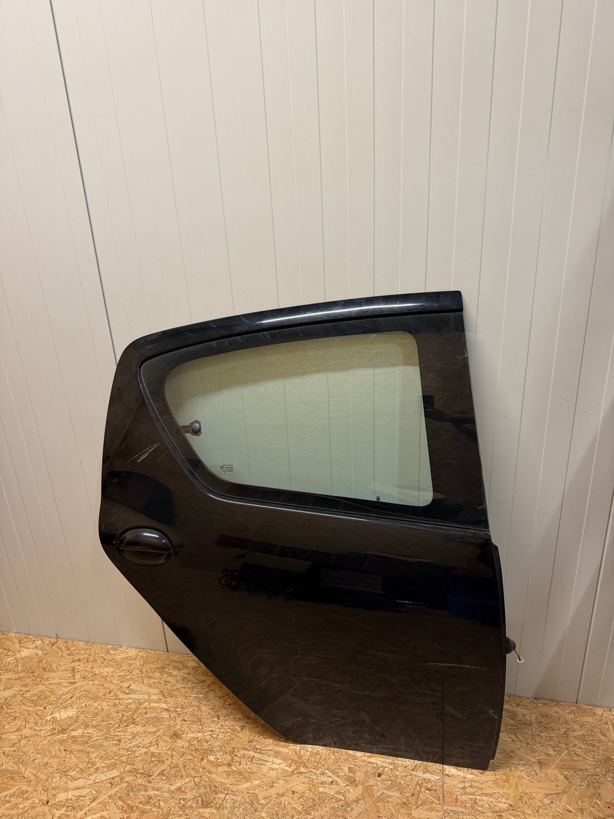 Toyota Aygo deur rechts achter, Ophalen, Gebruikt