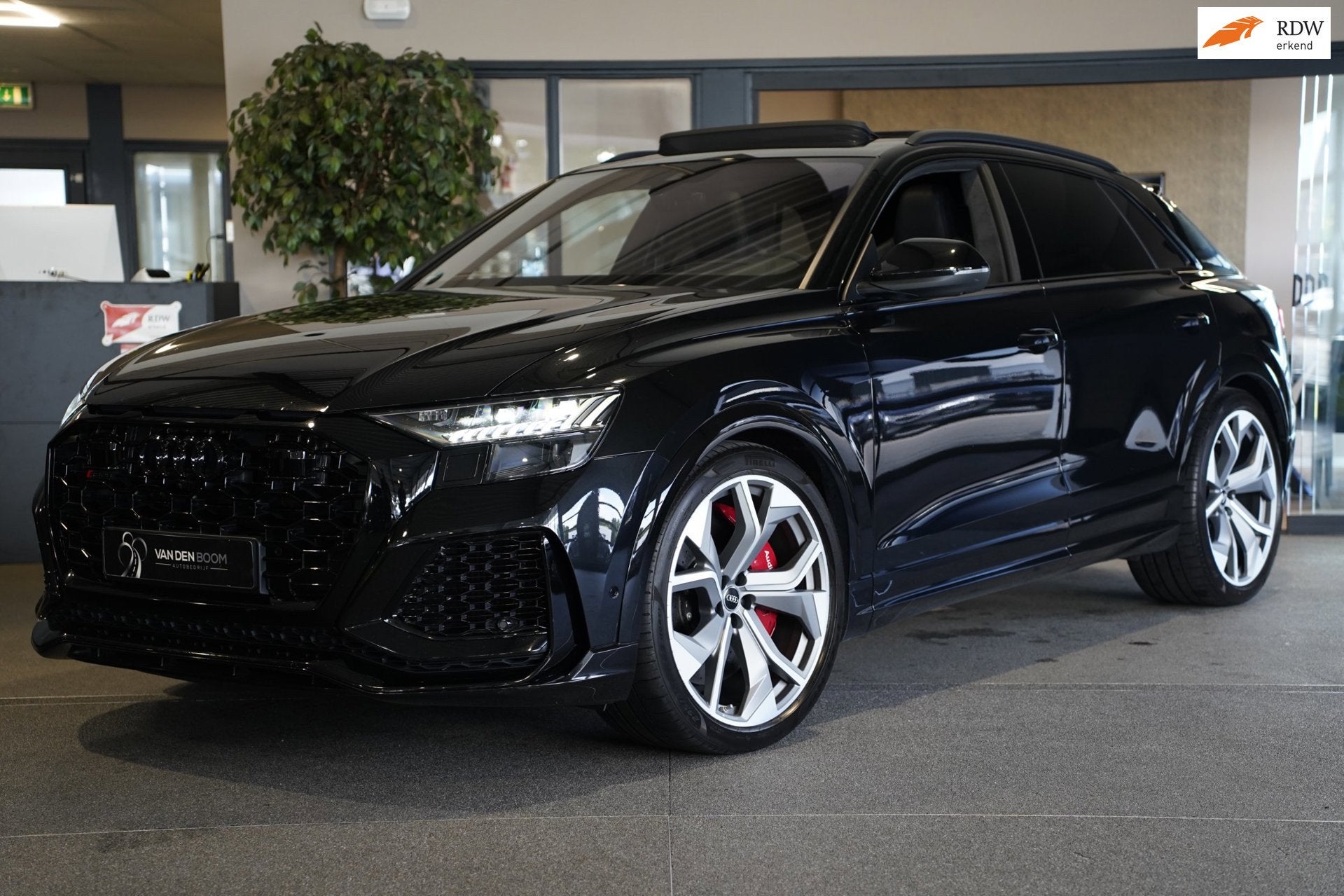 Audi RSQ8 4.0 TFSI RS Q8 quattro Pano Ceramic Leder B&O 360C, Auto's, Audi, Gebruikt, 600 pk, Zwart, Bedrijf
