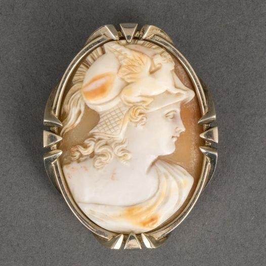 Oude schelpcamee gezet in 14 kt gouden hanger/broche, Ophalen of Verzenden, Zo goed als nieuw, Goud, Goud