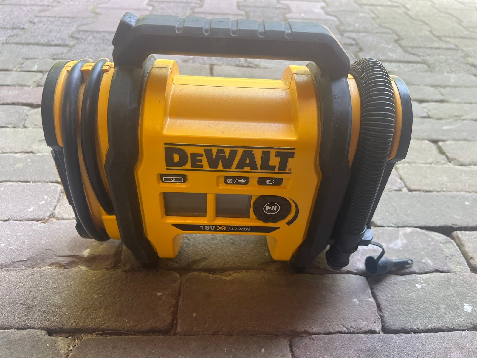 DeWalt DCC018 Accu Compressor 18V XR Li-Ion, Gebruikt, 10 bar of meer, Ophalen of Verzenden, Minder dan 200 liter/min