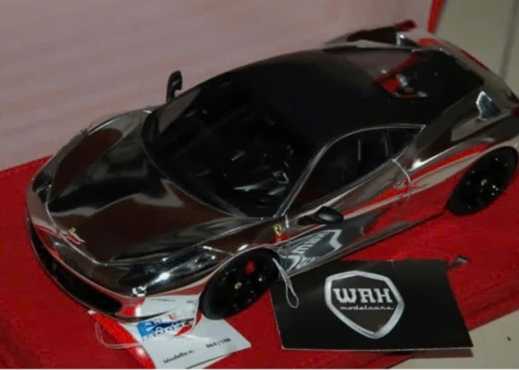 1:18 FERRARI 458 ITALIA chrome LIMITED 100 BBR zie info WRH, Verzenden, Zo goed als nieuw, Auto, Overige merken