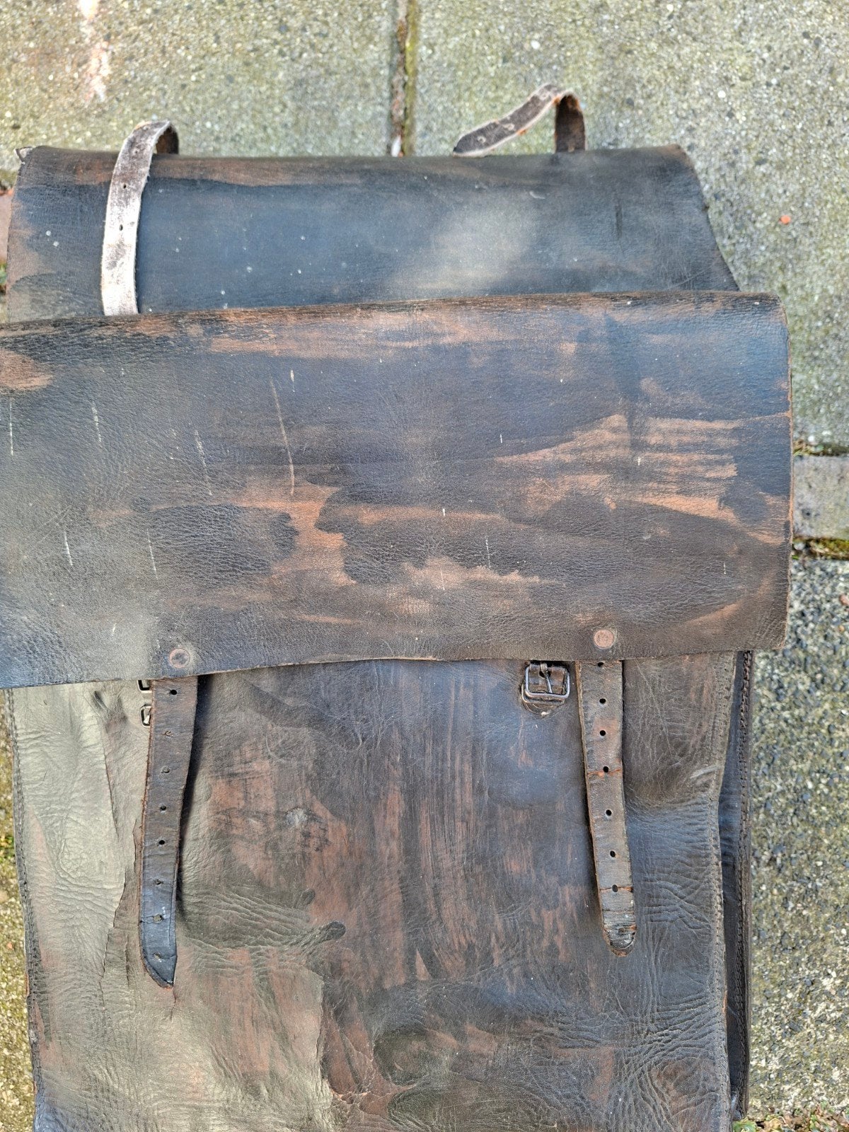 Dubbele vintage bruin/zwarte leren fietstas., Fietsen en Brommers, Ophalen, Gebruikt