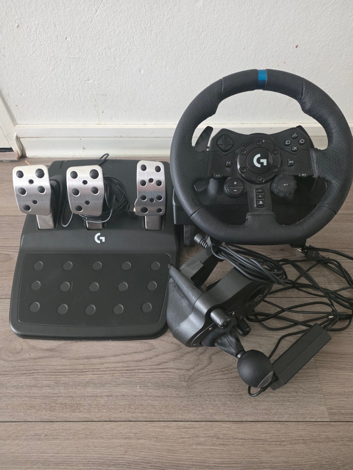 Logitech G923 PS5 racestuur met pedalen en shifter - ZGAN, Ophalen, Racestuur, Force feedback, PlayStation