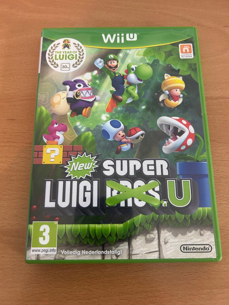 New Super Luigi U in origineel groen hoesje, Spelcomputers en Games, Games | Nintendo Wii U, Ophalen of Verzenden, Zo goed als nieuw