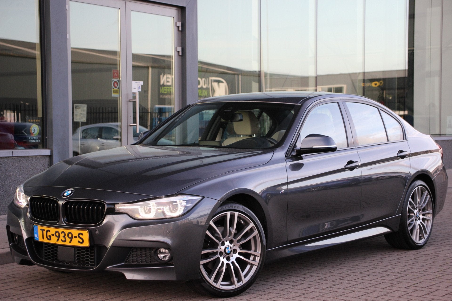 BMW 3-serie 320i xDrive M Sport Edition | DEALER ONDERHOUDEN, Automaat, 1998 cc, 15 km/l, Euro 6