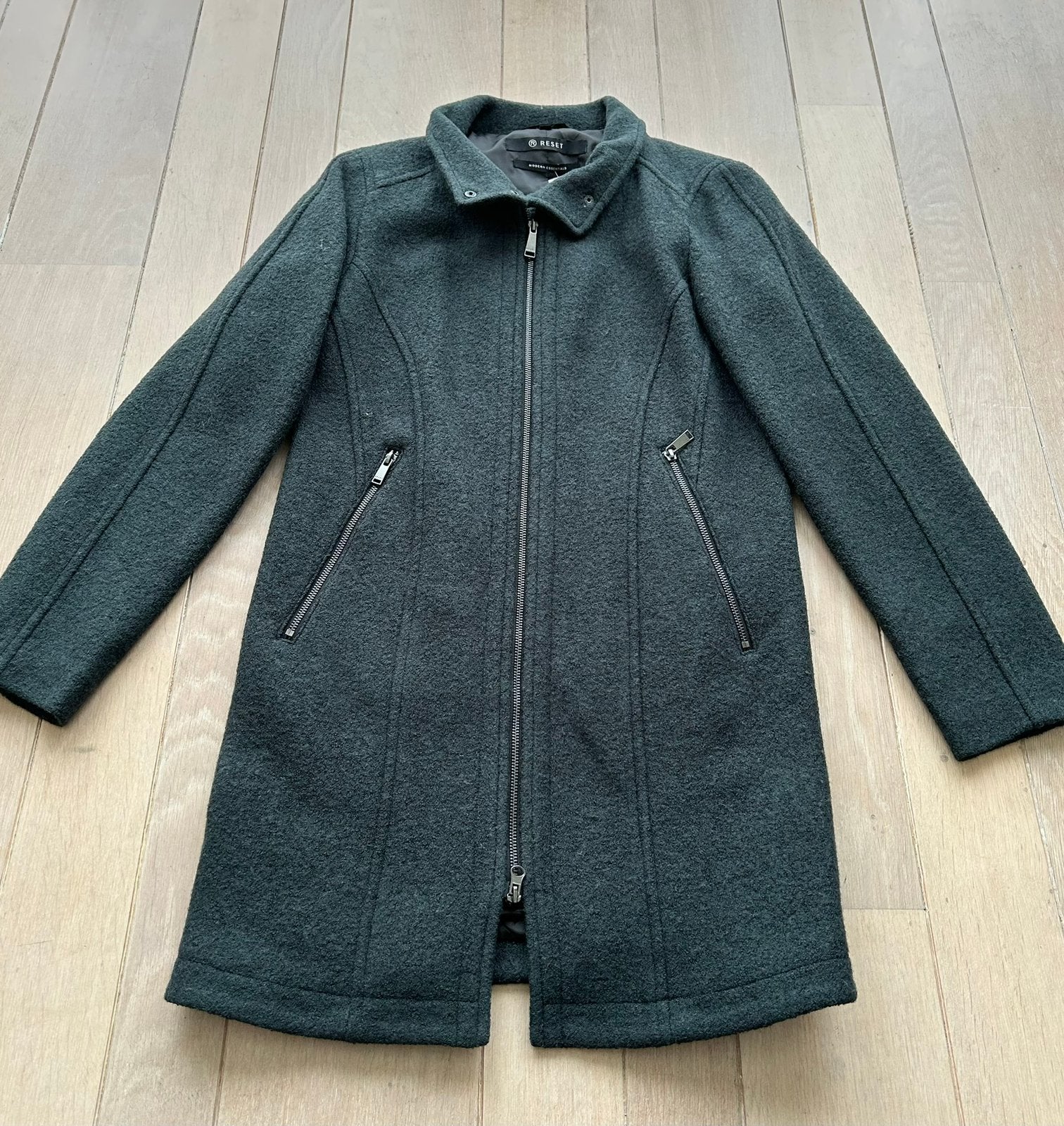 Nieuwe manteljas van Reset, maat 36. Blended wol., Ophalen of Verzenden, Nieuw, Maat 36 (S), Groen