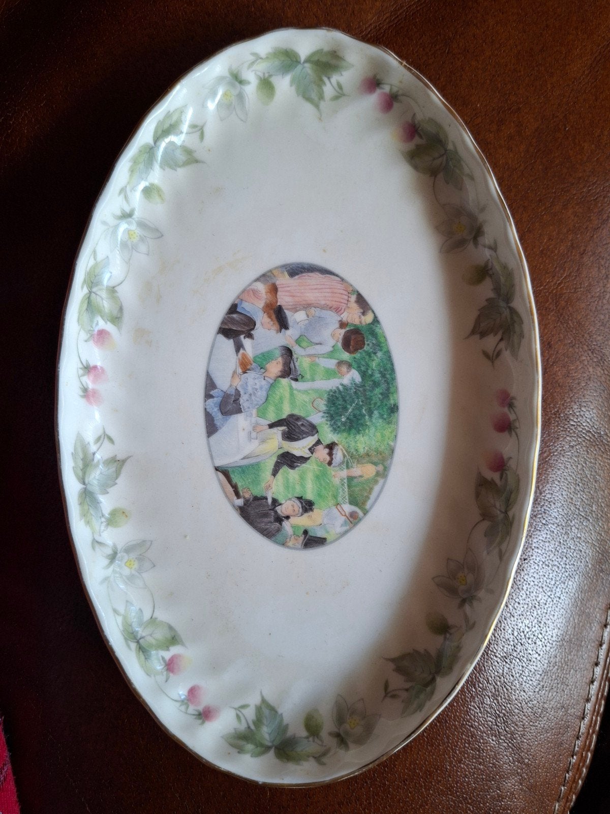 Wimbledon Collection "The Tennis Party" schaal Royal Doulton, Ophalen