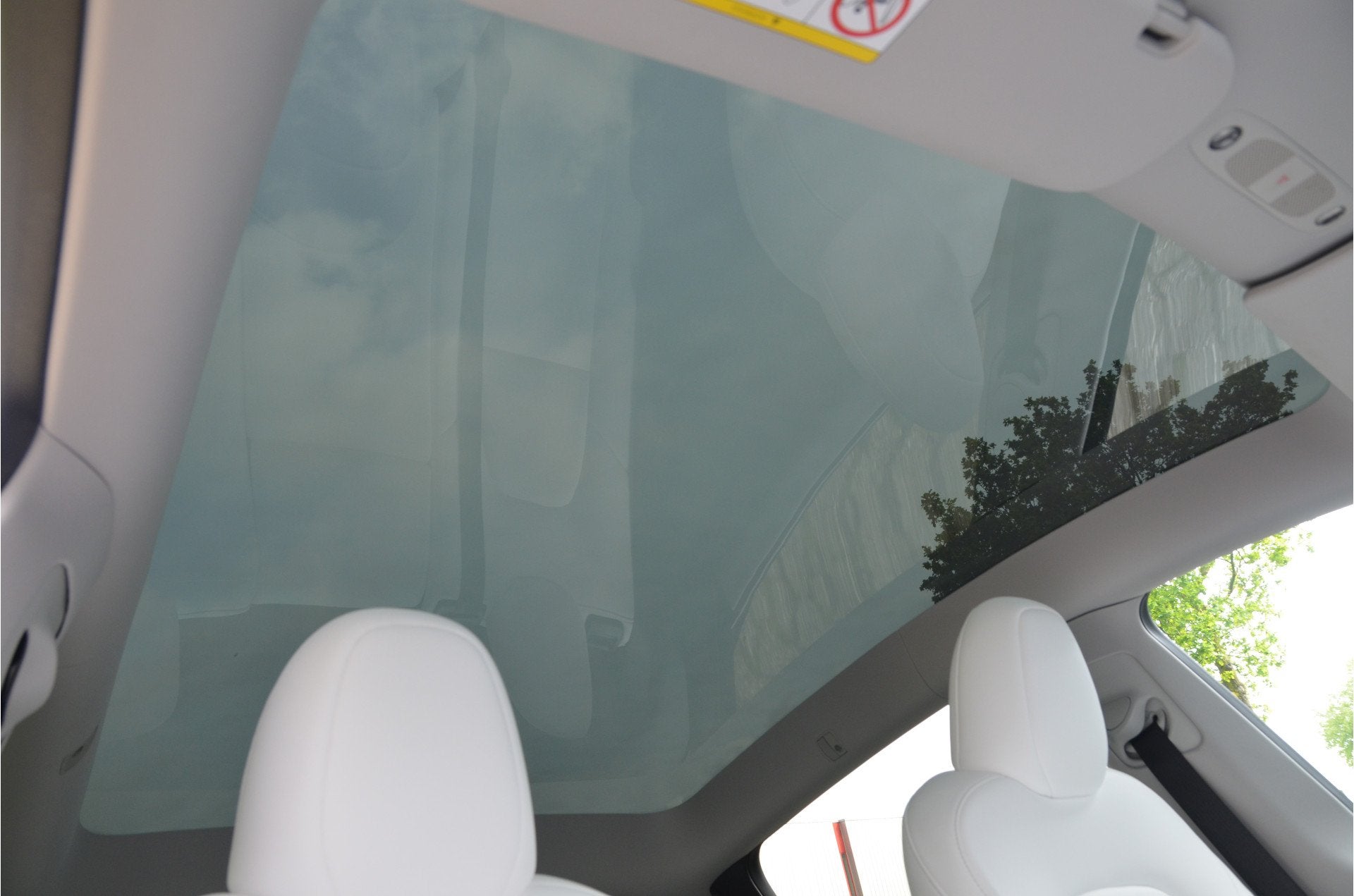 Tesla Model Y RWD 58 kWh LFP accu AutoPilot3.0 Ryzen, Auto's, Automaat, 12 maanden, Achterwielaandrijving, Gebruikt