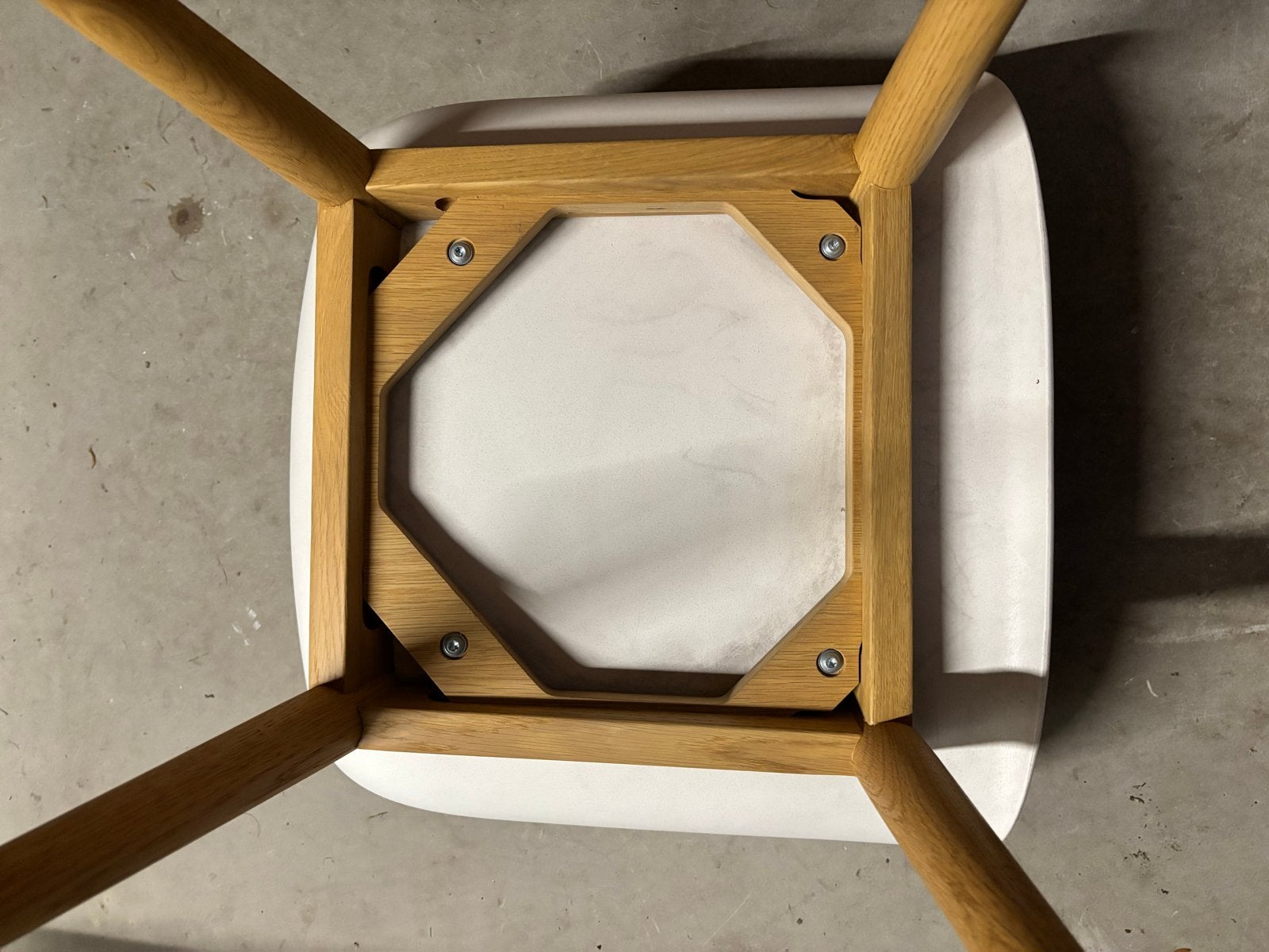 Muuto Fiber stoel onderstellen (2x) - Licht eiken, Huis en Inrichting, Ophalen, Gebruikt, Twee, Overige kleuren