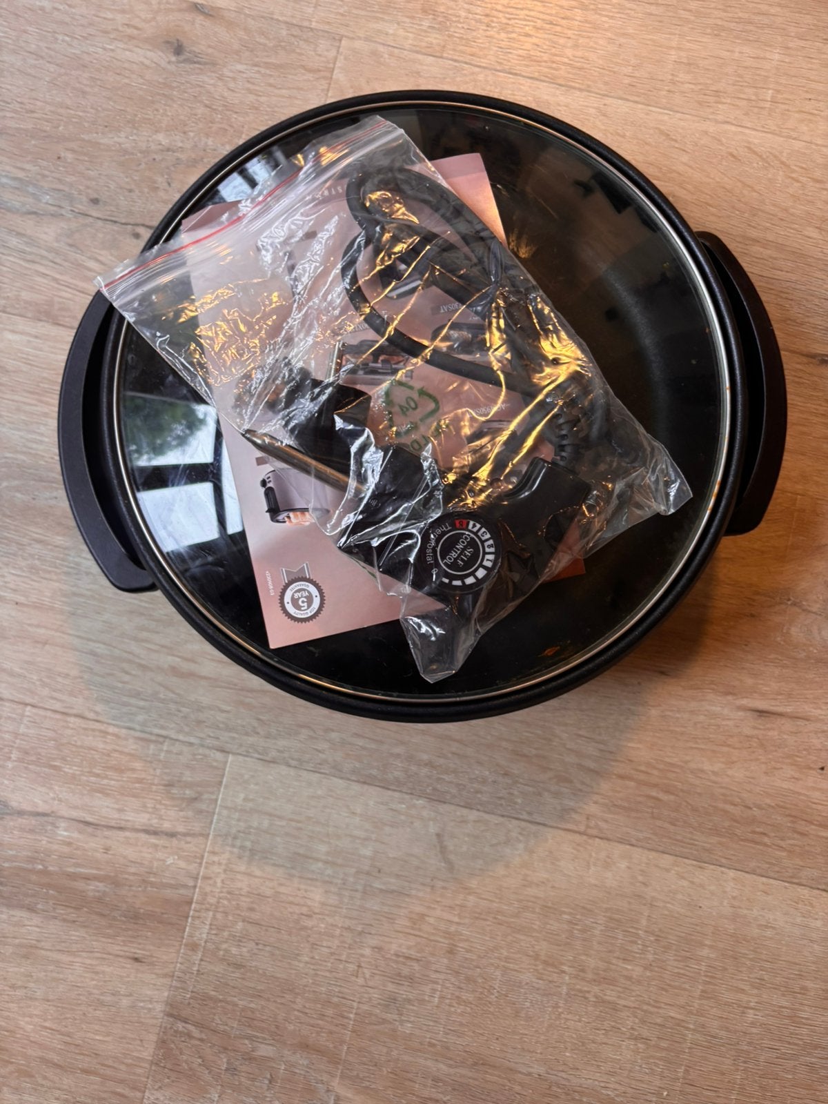 Gratis: Elektrische hapjespan Bestron AHP1200SAT, Ophalen, Nieuw