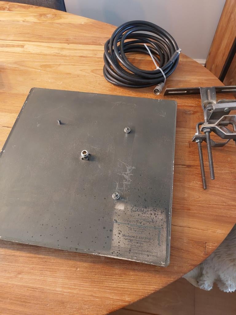 Wifi hoge gain vlak/richt antenne met kabel, Ophalen of Verzenden