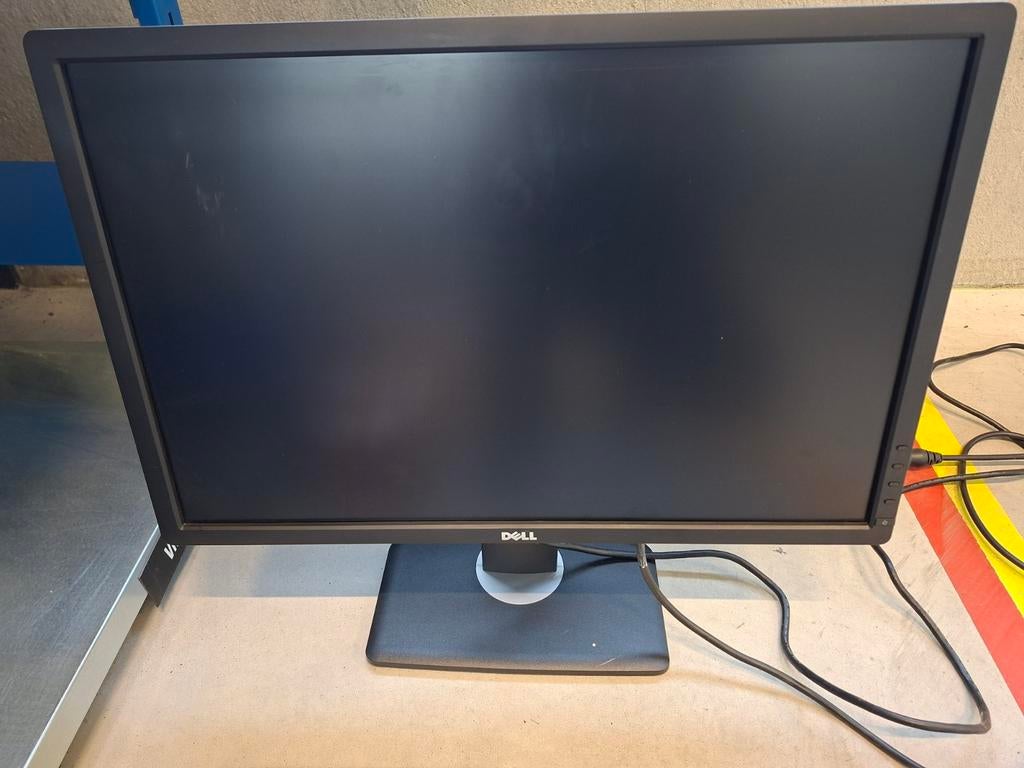 Dell scherm 24 inch, Computers en Software, Monitoren, Ophalen, Gebruikt, IPS, Full HD