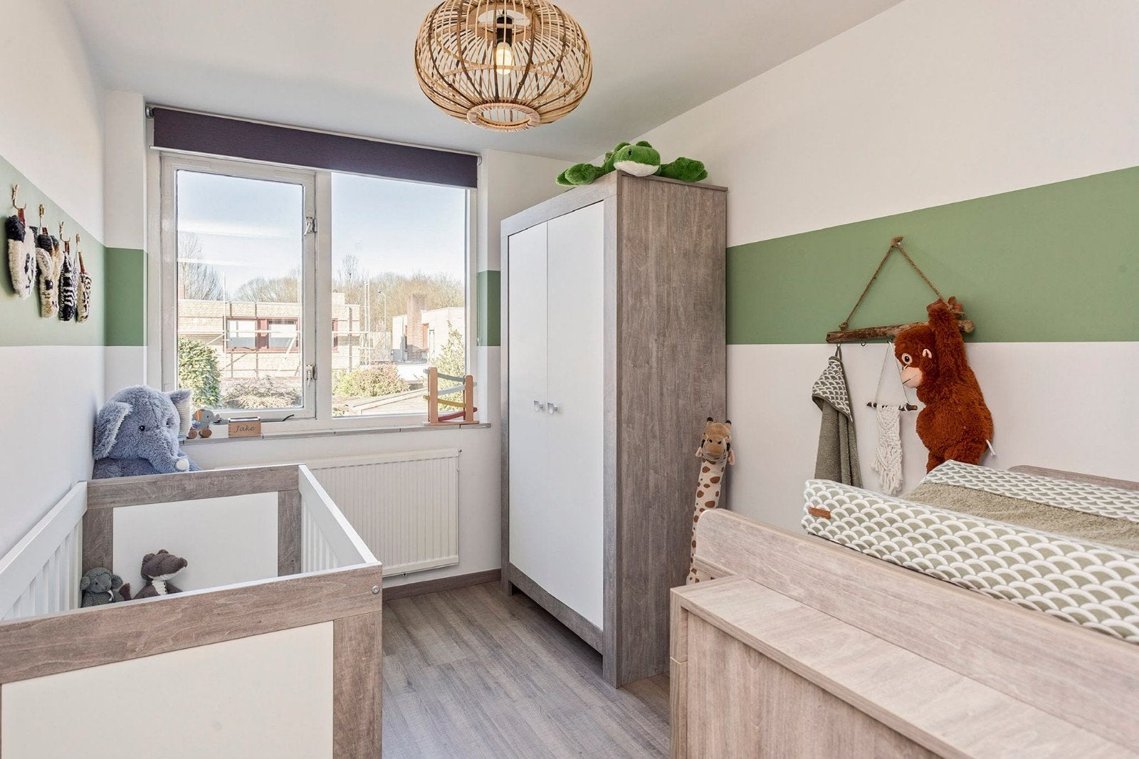 TWF Babykamer set: Commode, Kast en Ledikant