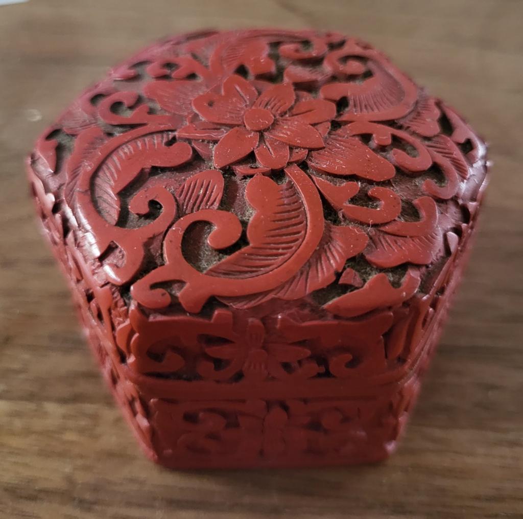 Zeshoekig Chinees lakwerk doosje, Antiek en Kunst, Ophalen of Verzenden
