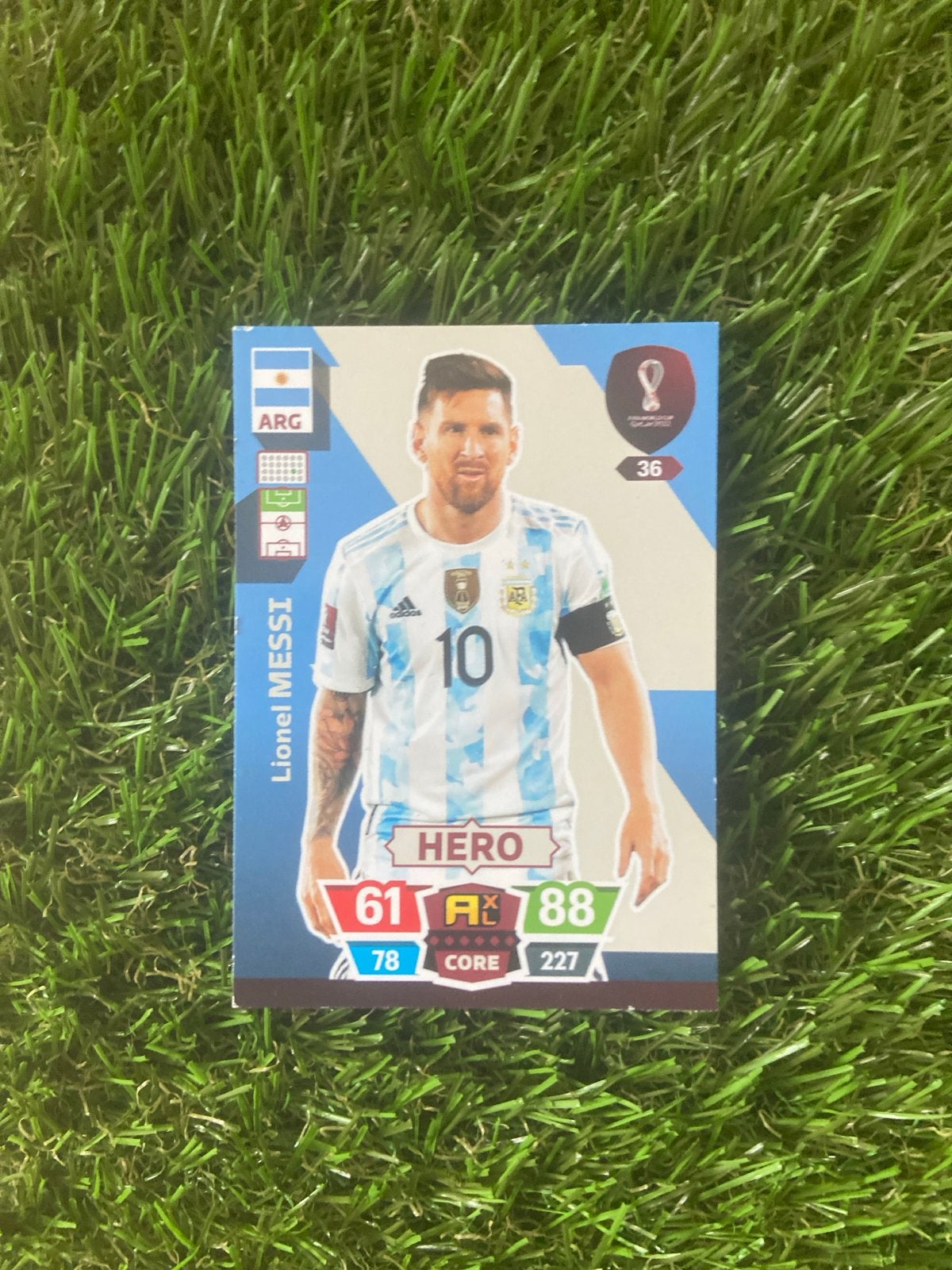 Lionel Messi Hero kaart FIFA World Cup Qatar 2022 Adrenalyn, Ophalen of Verzenden, Zo goed als nieuw, Losse kaart