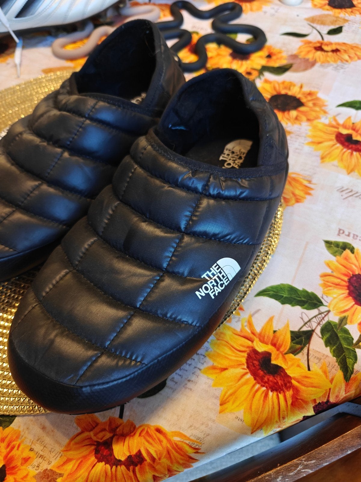 The North Face Thermo Pantoffels Maat 44.5, Kleding | Heren, Zwart, Ophalen of Verzenden, Zo goed als nieuw, Pantoffels of Sloffen