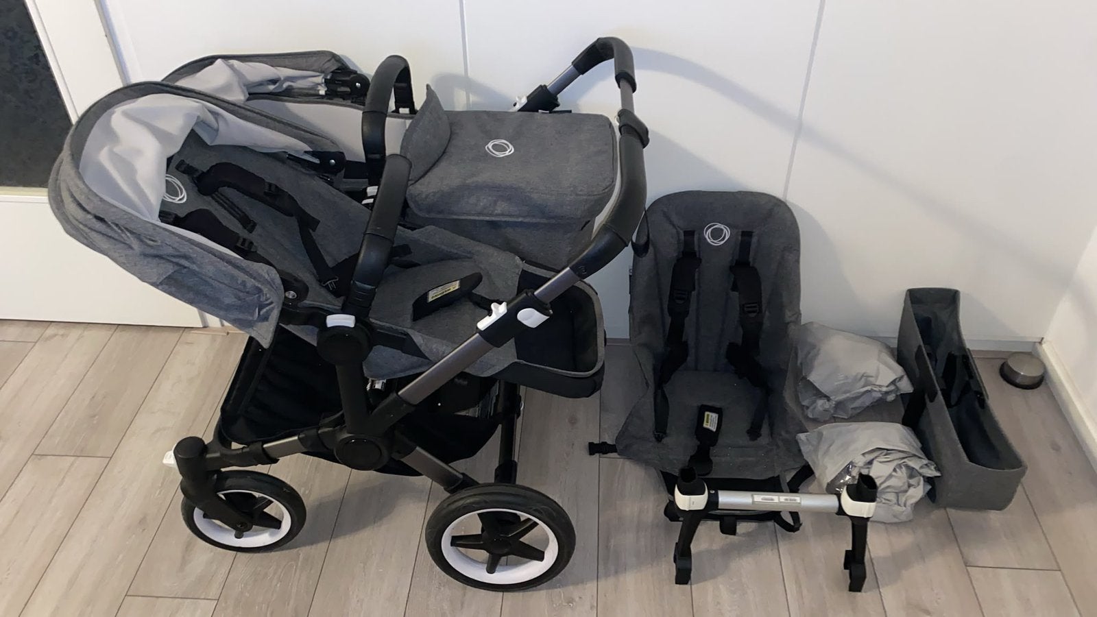 Bugaboo donkey 5 duo Graphite grey, Support@bugaboo.com, Bugaboo, Ophalen of Verzenden, Zo goed als nieuw
