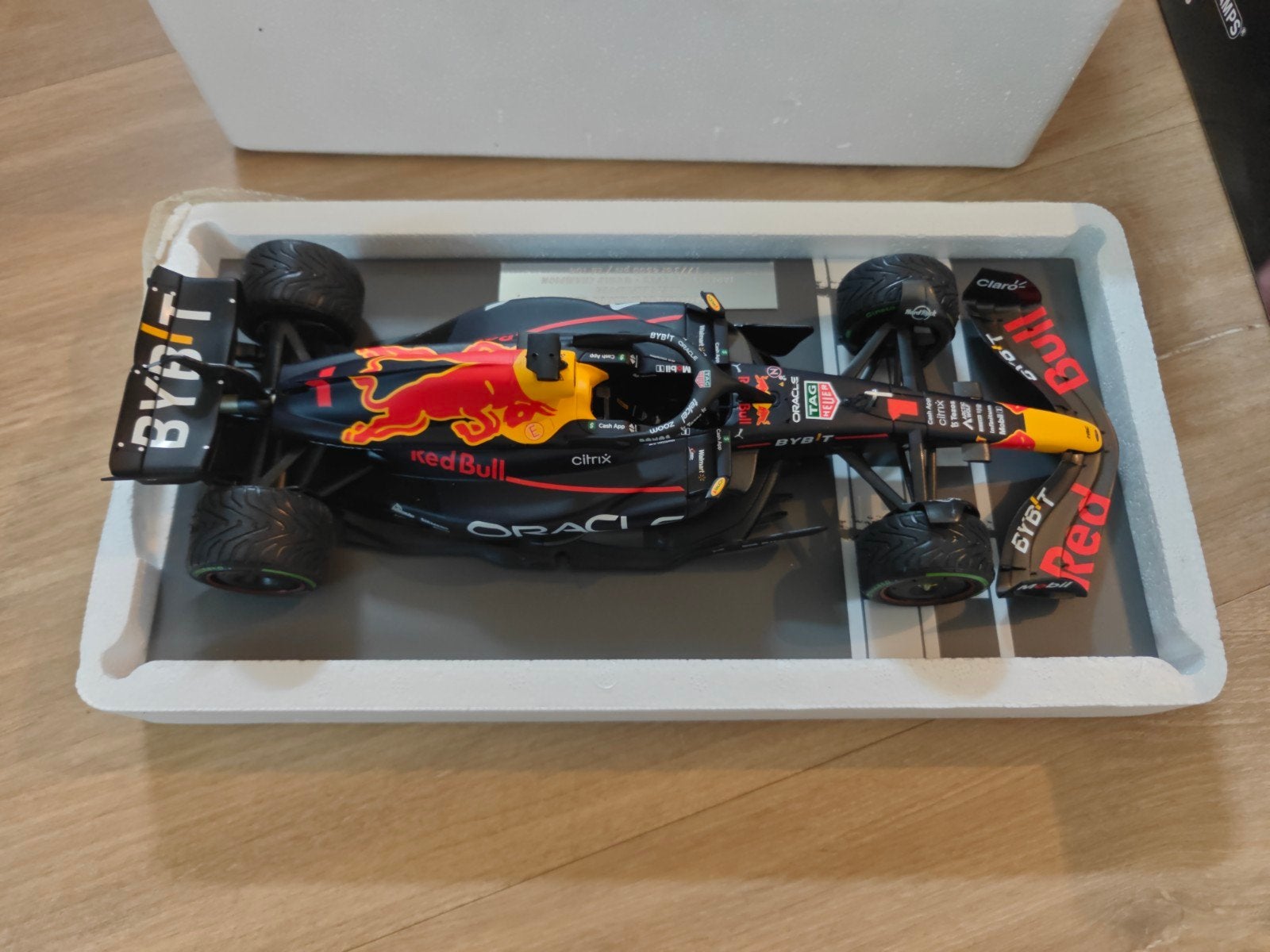Max Verstappen 1:18 Japan GP 2022, Overige merken, Auto, Groter dan 1:32, Ophalen of Verzenden