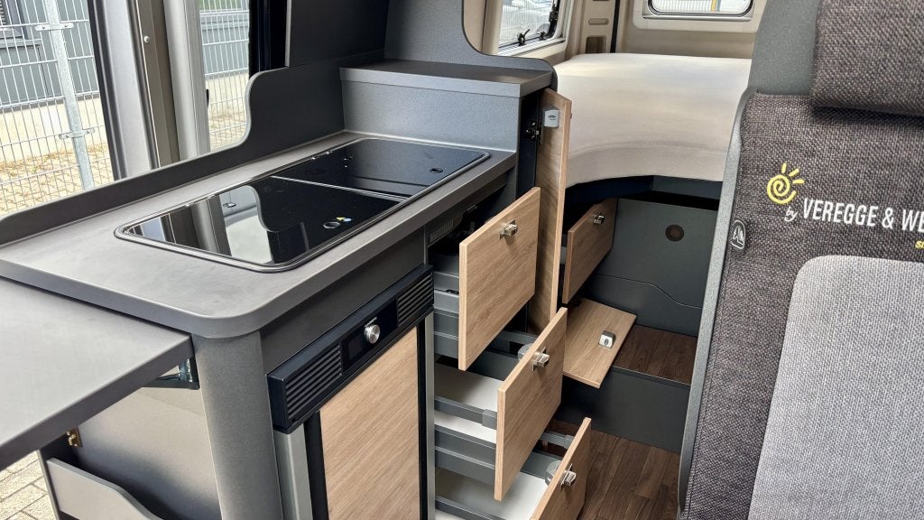 KNAUS BOXLIFE PRO 600 LIFETIME 2025 7.000KM LENGTEBED, Caravans en Kamperen, Campers, Buscamper of Camperbus, Ringverwarming, Fiat