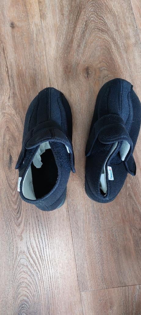 Te koop nieuwe Varomed verbandschoenen maat 43., Ophalen of Verzenden, Nieuw, Jongetje of Meisje, Schoentjes