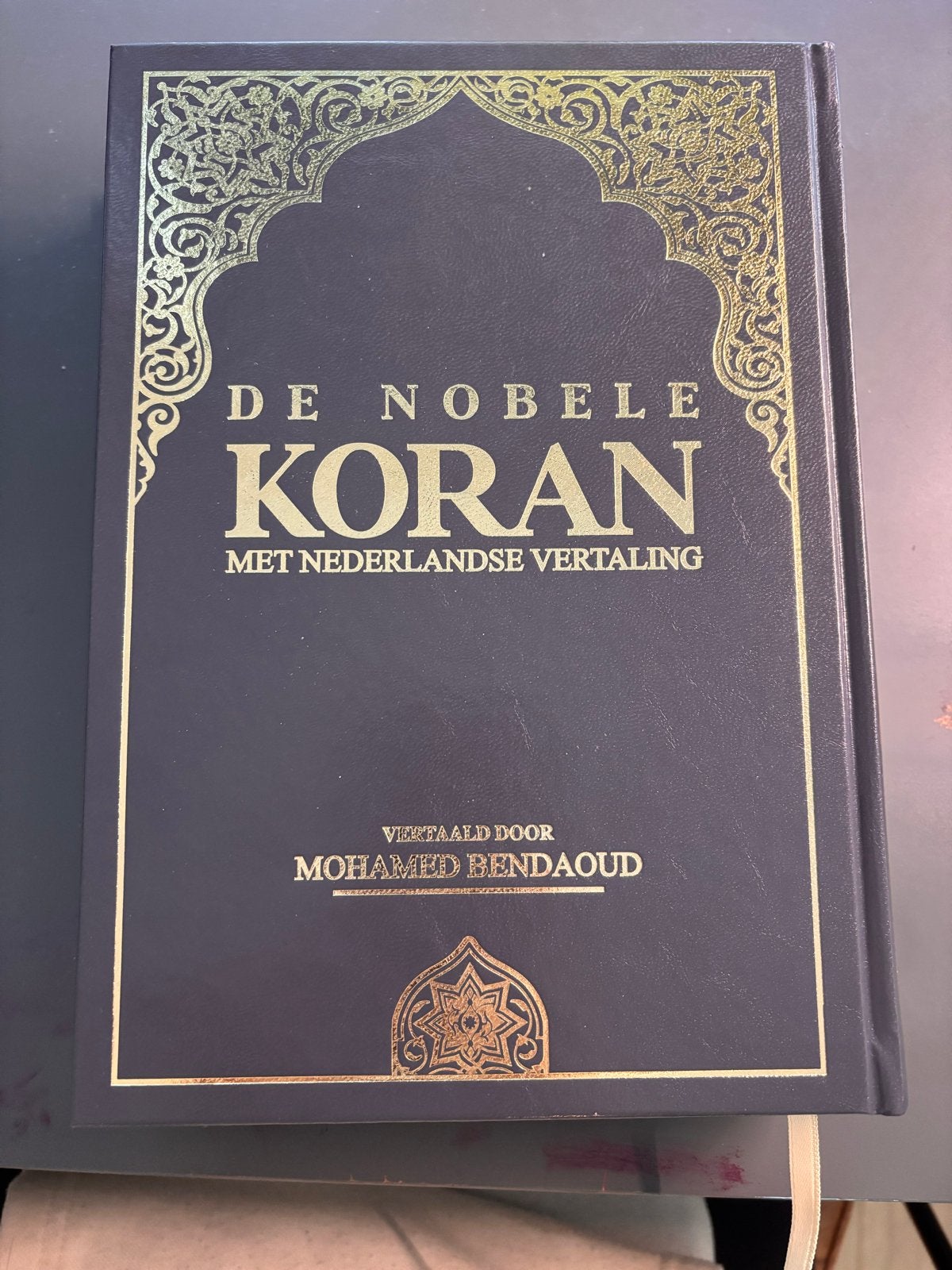 De Nobele Koran - Nederlands met Arabisch, Ophalen of Verzenden, Zo goed als nieuw, Islam