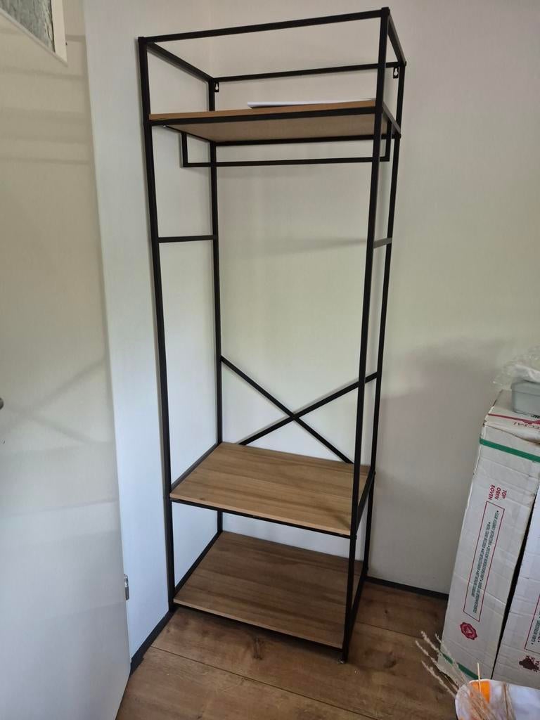 Open kledingkast met hangruimte en planken, Met plank(en), Industrieel, Modern, 50 tot 100 cm, Zo goed als nieuw